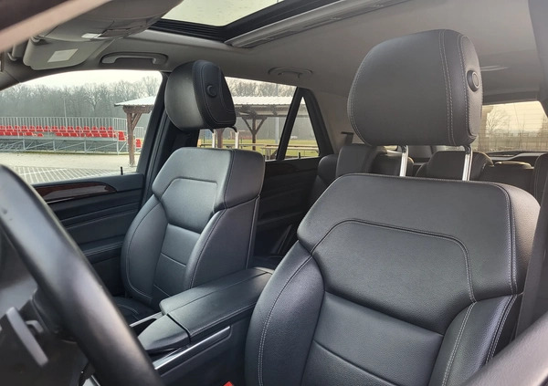 Mercedes-Benz ML cena 93500 przebieg: 53800, rok produkcji 2012 z Blachownia małe 407